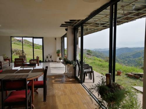 Casa Campestre Con Espectacular Vista