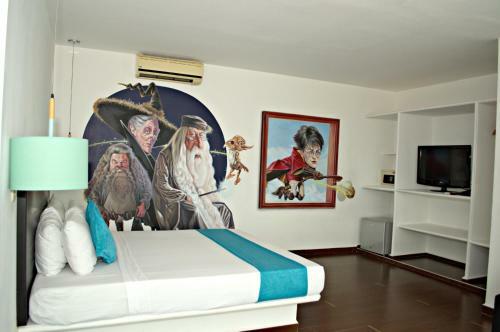 Hotel Paraiso Hollywood