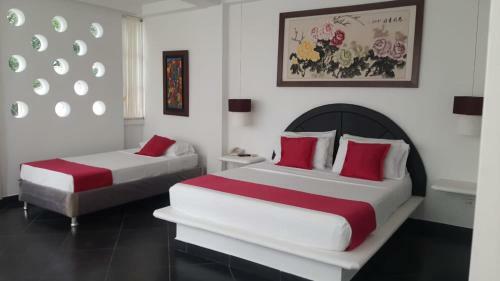 Hotel Paraiso Hollywood