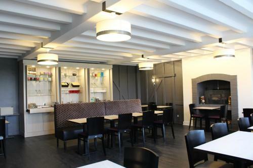 Hotel Logis Le Quai Fleuri