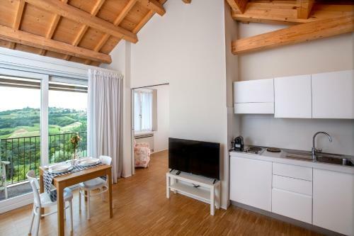 Bed & Breakfast Podere Castagne'
