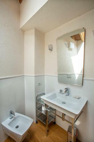 Bed & Breakfast Podere Castagne'