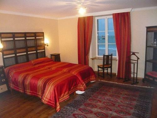 Hostal La Cameline