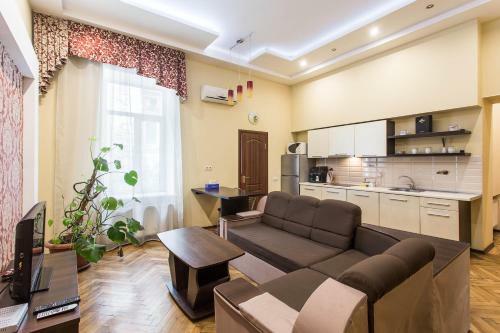 Odessa 3bedroom Deribas Apartment