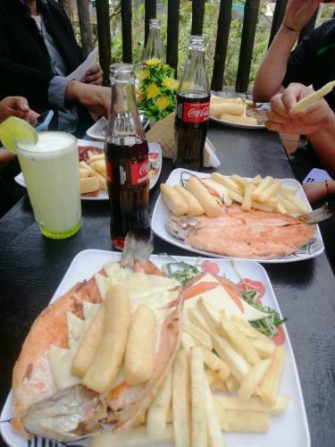 Hostal Posada Tur�stica Sotairaes