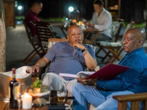 Hostal 74 On Retief Guesthouse
