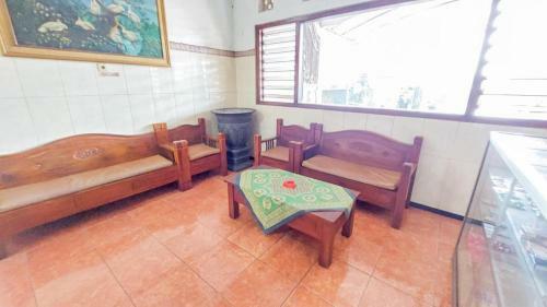 Hotel Shinta 2 Near Alun Alun Kertosono