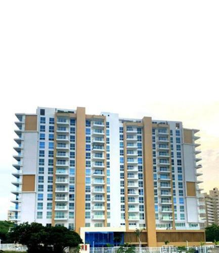 Beautiful Apartment With Sea View And Nice Pool