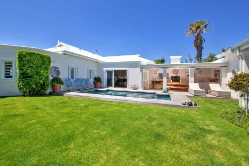 Thallasa Luxury Beachfront Villa