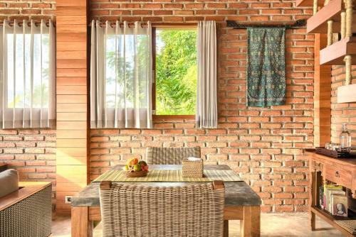 Romantic Barn With Mt. Agung Views