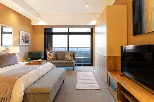 Apartamento Alimama Spaces: Koketso's Menlyn Maine