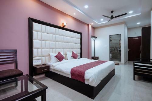 Hotel Bajaj's Karwan Inn