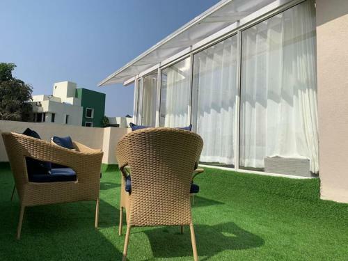 Villa The Retreat-glasshouse Bungalow