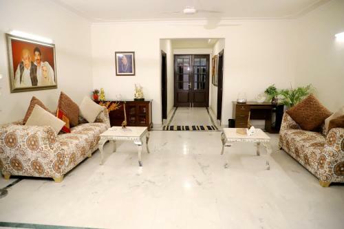 Fortune Home Service Apartment
