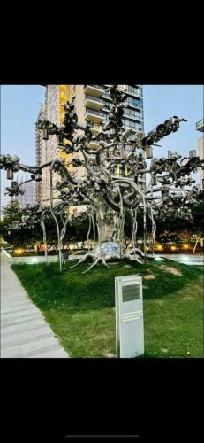 Ireo The Grand Arch
