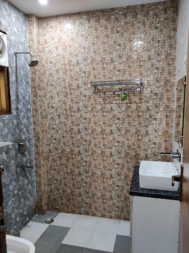 Hostal Luxury Room With Attached Balcony