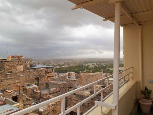 Hotel Shining Fort