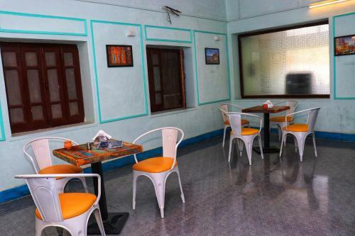 Blue Town Hotel