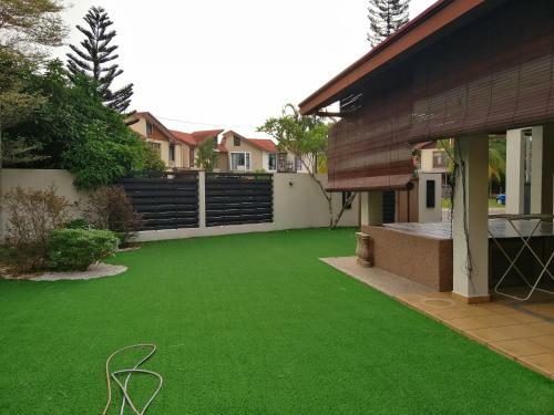 Villa D'teratak Homestay