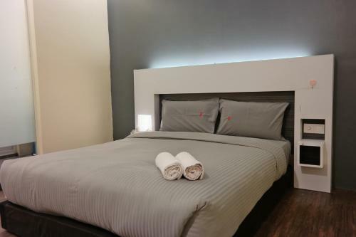 Summer Oscar Boutique Hotel