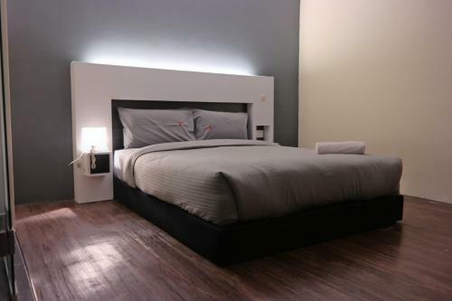Summer Oscar Boutique Hotel