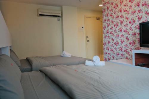 Summer Oscar Boutique Hotel