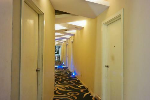 Summer Oscar Boutique Hotel