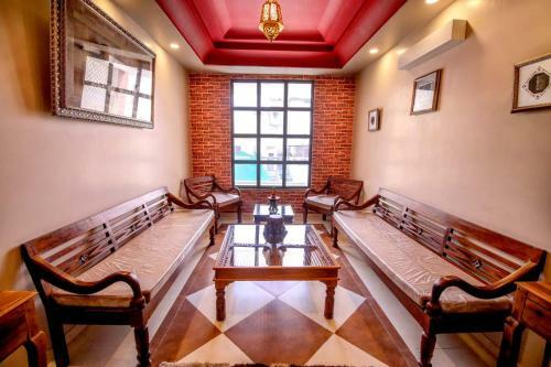 Apartamento Gems Suites