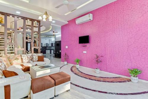 Hotel Oyo 63137 Ekansh Palace