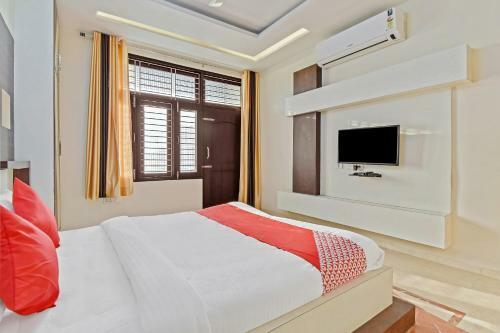 Hotel Oyo 63137 Ekansh Palace