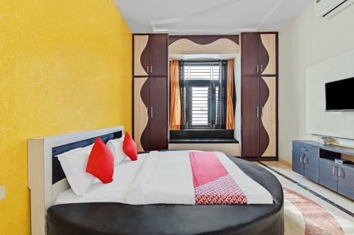 Hotel Oyo 63137 Ekansh Palace