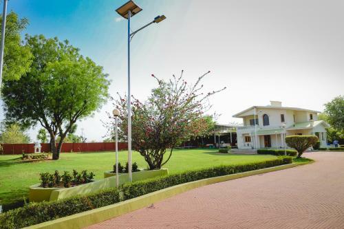 Agroturismo Royale Lalit Farm