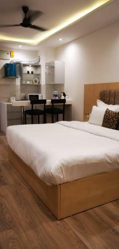 Fully Furnished Apartment With Pool