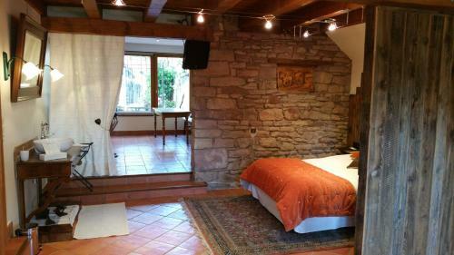 Hotel Logis H�tel Restaurant La Charrue