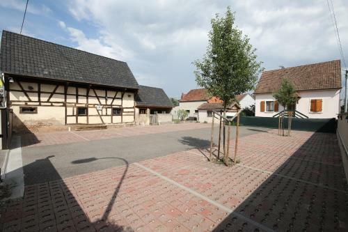 Hotel Logis H�tel Restaurant La Charrue