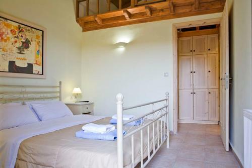 Hostal Agathes Traditional Houses