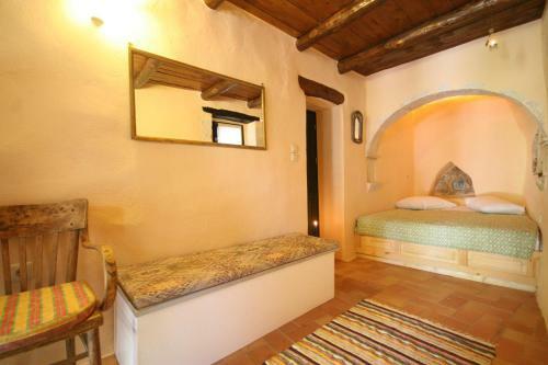 Hostal Agathes Traditional Houses