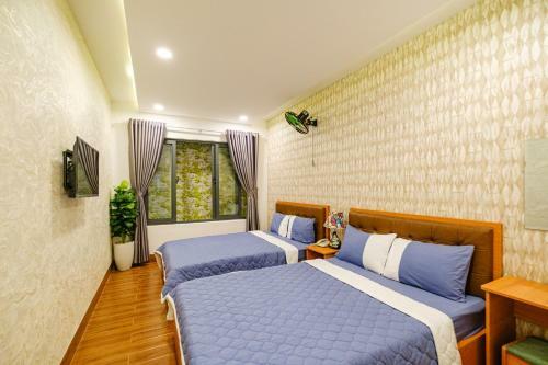 Hotel Kh�ch S?n Tre Vi?t 2