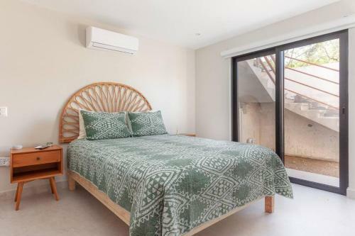 Modern 3bd/3ba Home With Pool And Rooftop