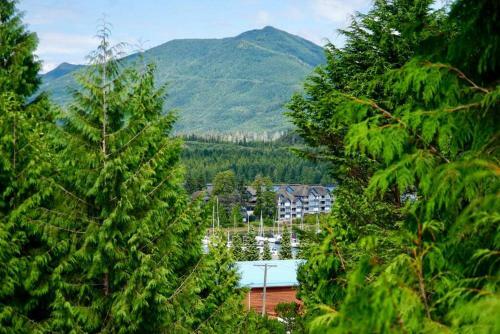 Ocean Friendly Amenities - Hot Tub, Great Location