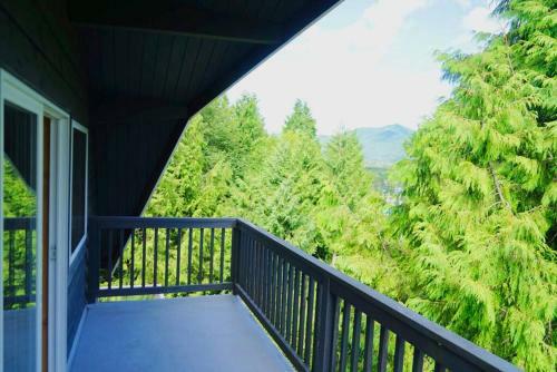 Ocean Friendly Amenities - Hot Tub, Great Location