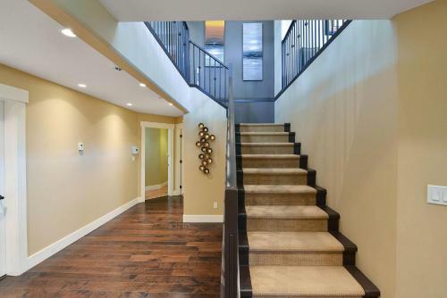 Bear Mountain Executive Stay