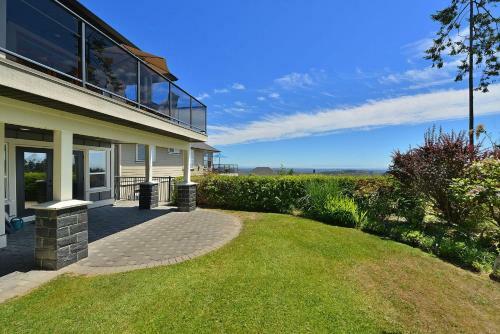 Bear Mountain Executive Stay