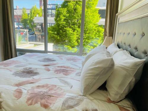 Apartamento Spacious Downtown 2 Bedroom Condo With Pool And Air Conditioning