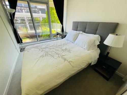 Apartamento Spacious Downtown 2 Bedroom Condo With Pool And Air Conditioning