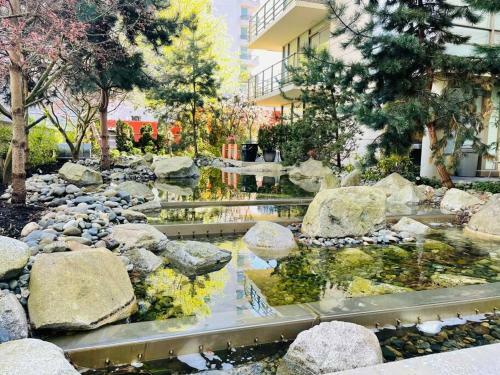 Apartamento Spacious Downtown 2 Bedroom Condo With Pool And Air Conditioning