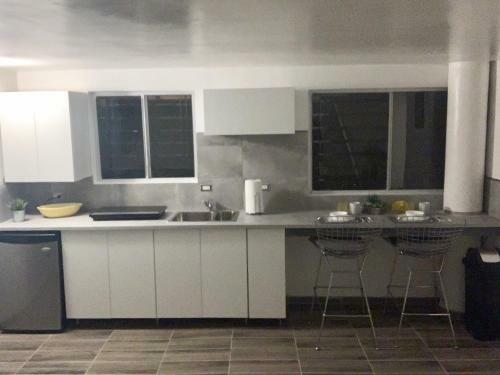 Apartamento El Rincon Amarillo. Zona Dorada.