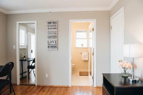 Cozy Room In Vancouver
