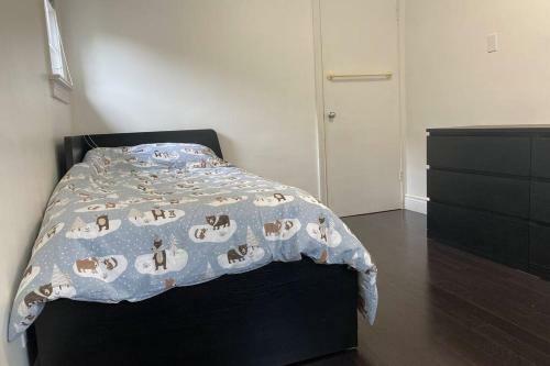 Apartamento Cheerful 3 Bedroom Resedential Home