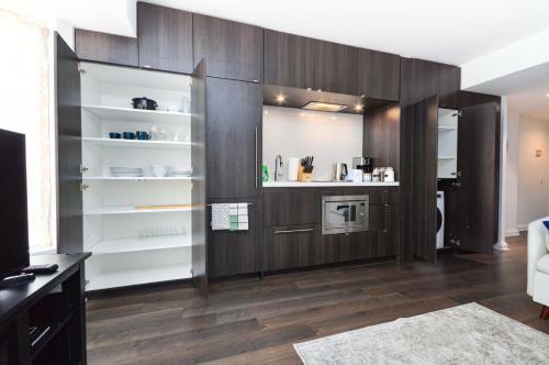 Apartamento Yorkville Luxury Suite Downtown Toronto
